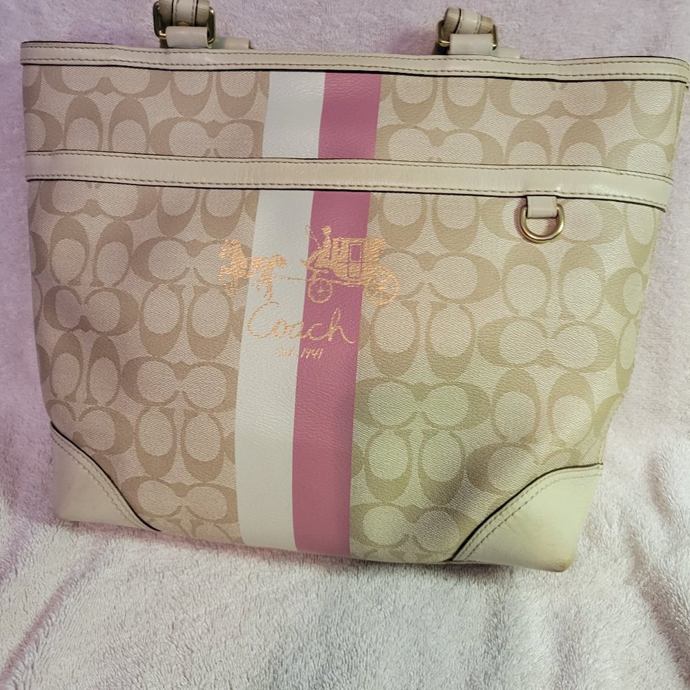 COACH - Chelsea Signature Heritage Shoulder Tote in coated canvas & leather